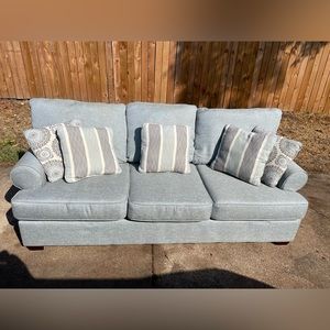 Couch & Loveseat